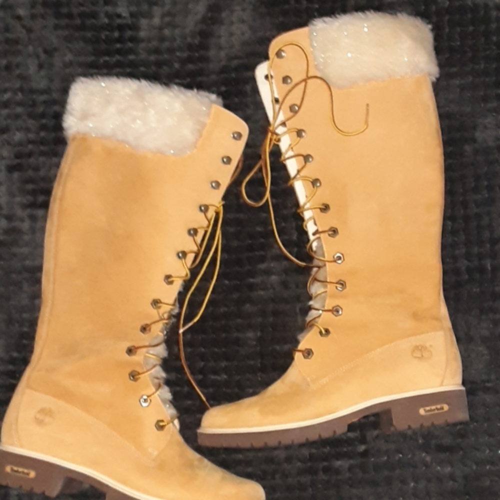 Timberland boots w/fur lining